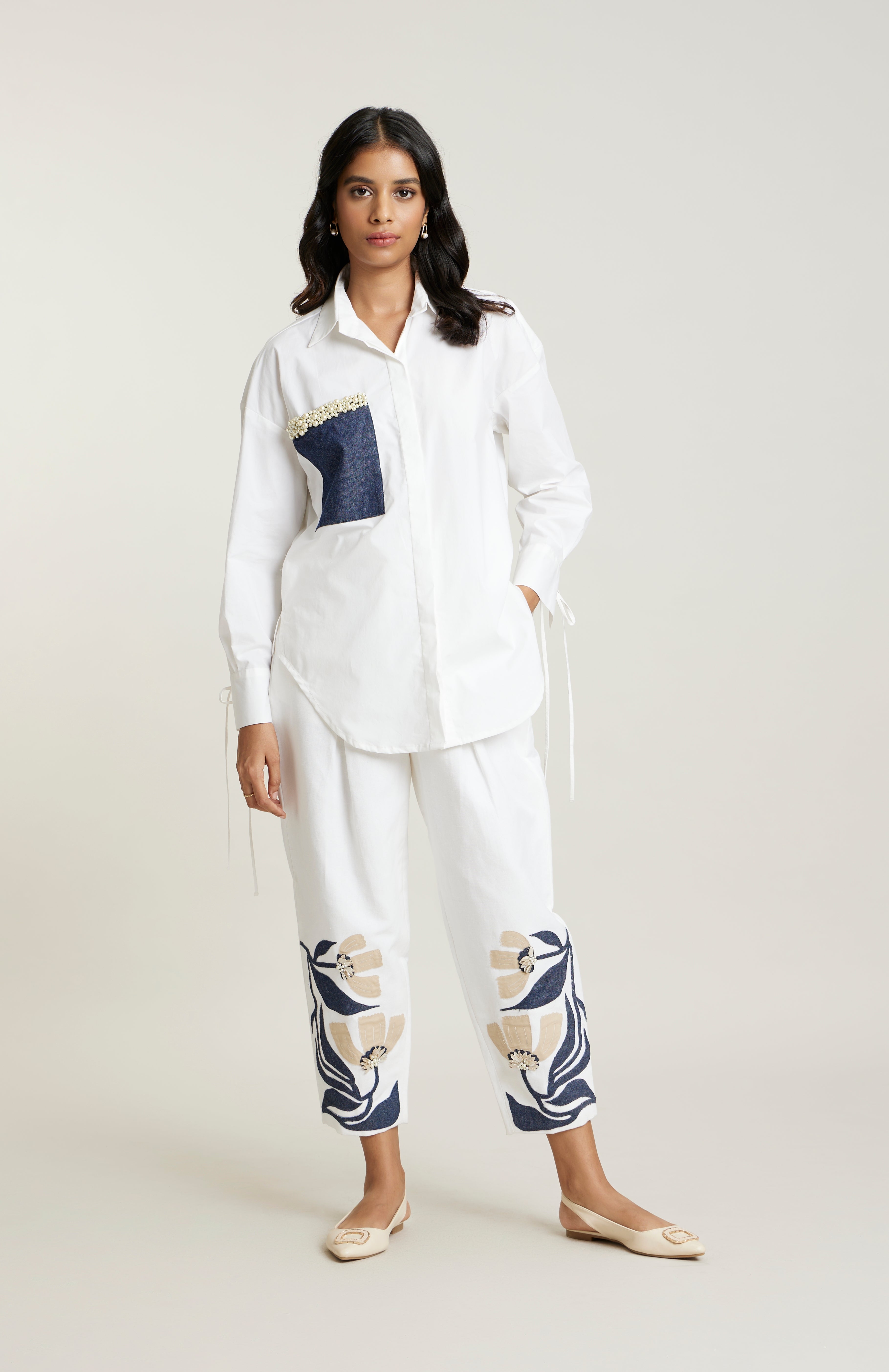 WHITE/BLUE MITISI TROUSERS