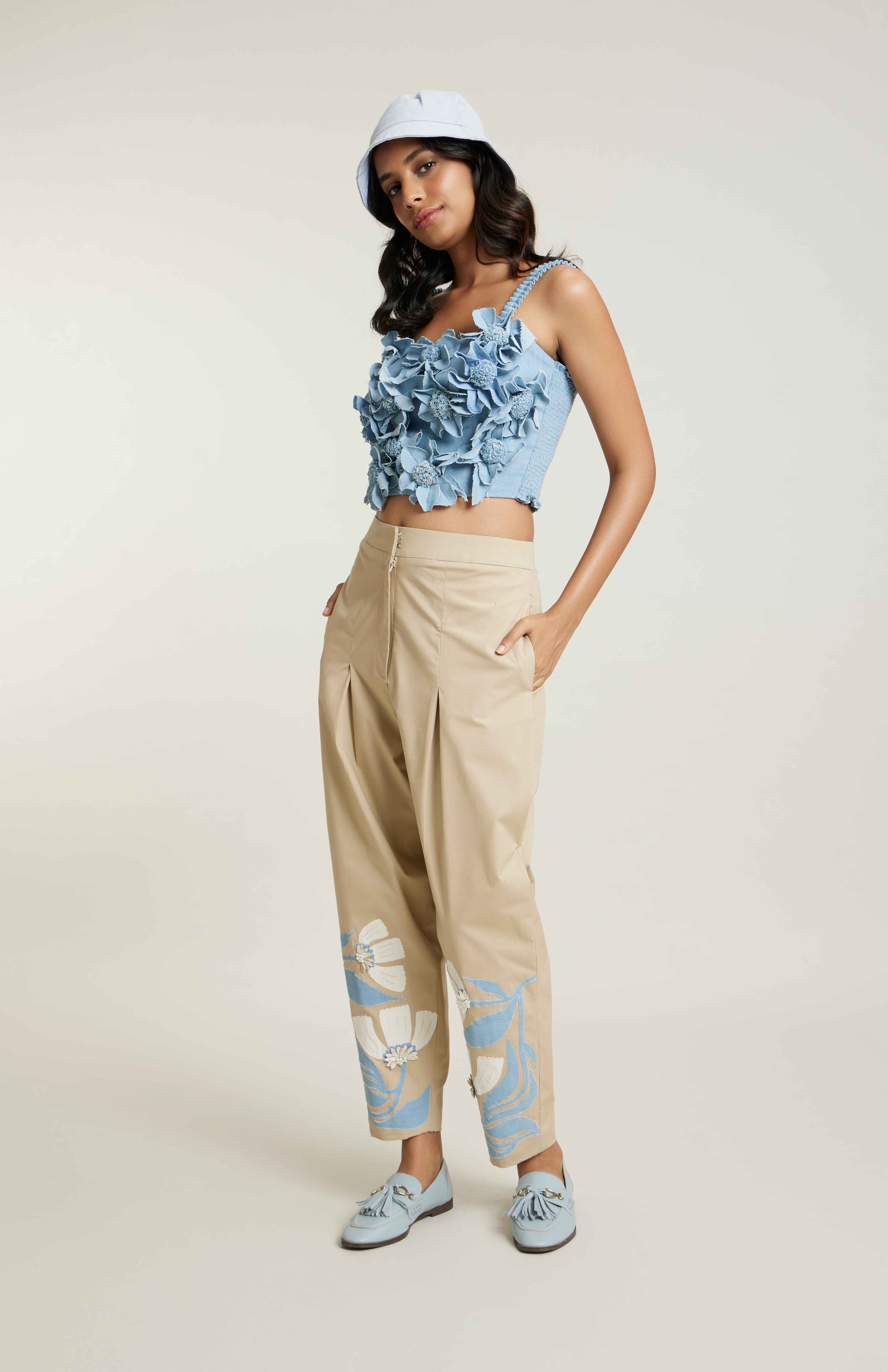 DENIM FLORETTE CROP TOP